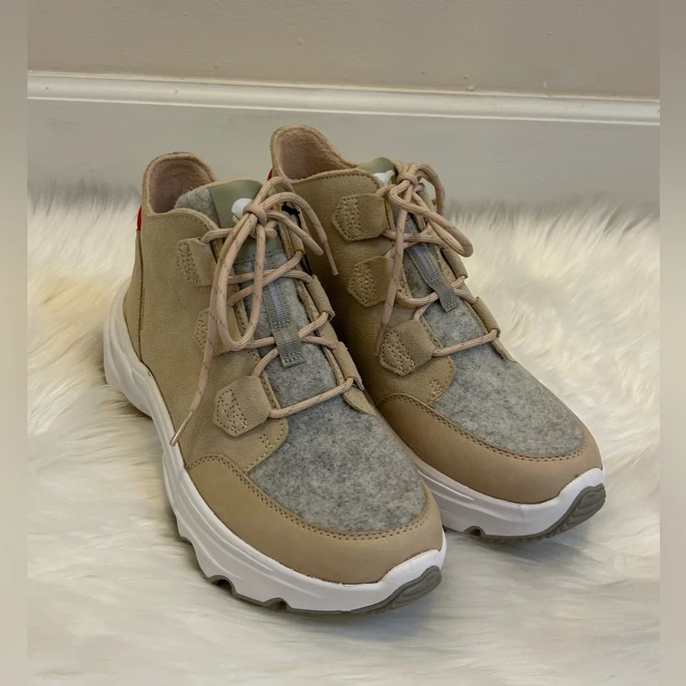 NWOB Sorel Kinetic Breakthru Caribou Sneaker Boot - Picture 3 of 7